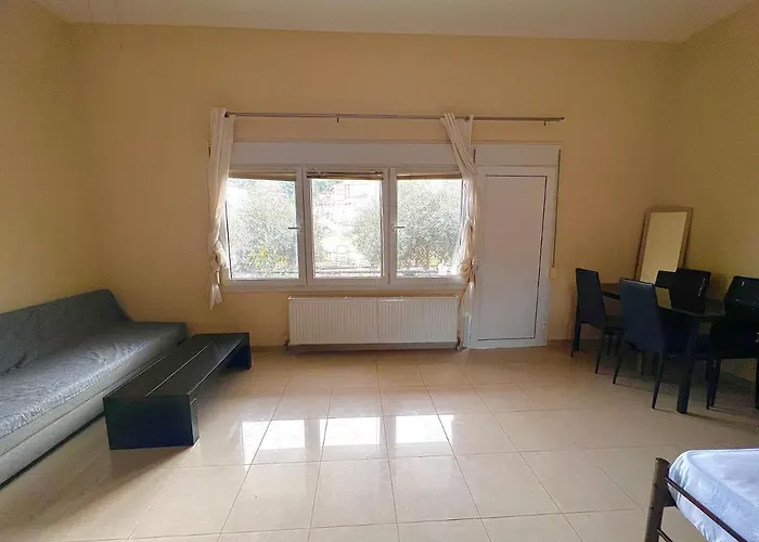 Kalamitsa Apartment By The Beach